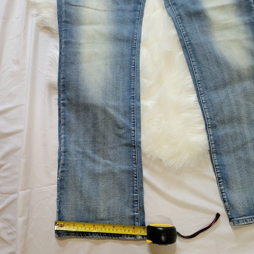 Elegant Light Blue Straight Jeans - Picture 12 of 13